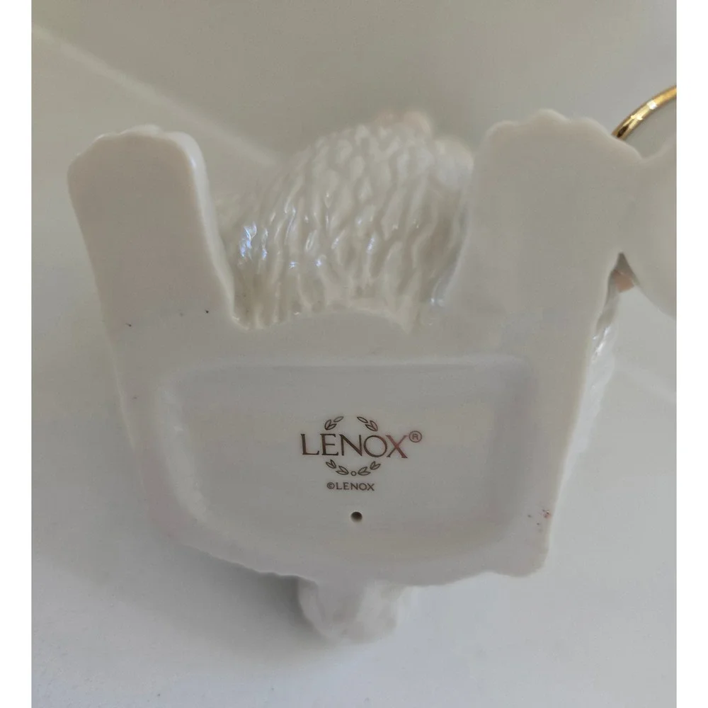 Lenox Porcelain Easter Painter Bunny Figurine Green Hat Gold‎ Trim White Rabbit